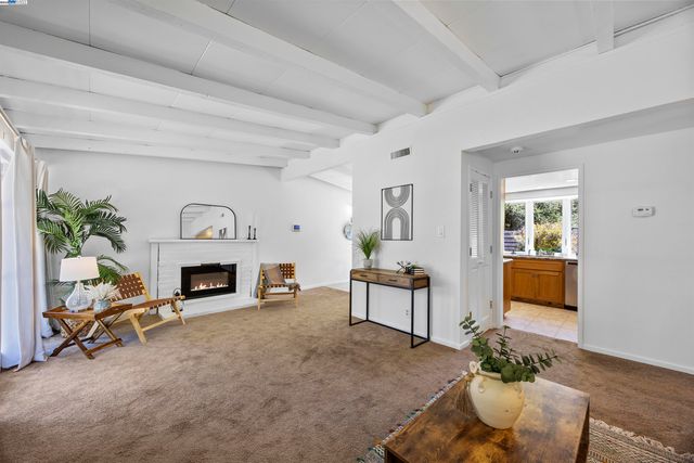 4600 Driftwood Ct, El Sobrante, CA 94803