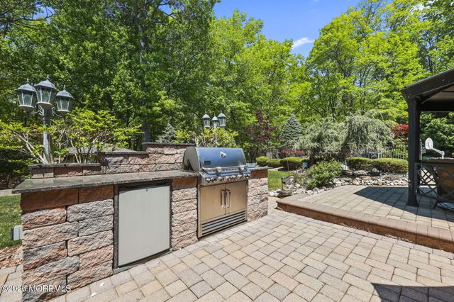 22 Bartram Road, Marlboro, NJ 07726