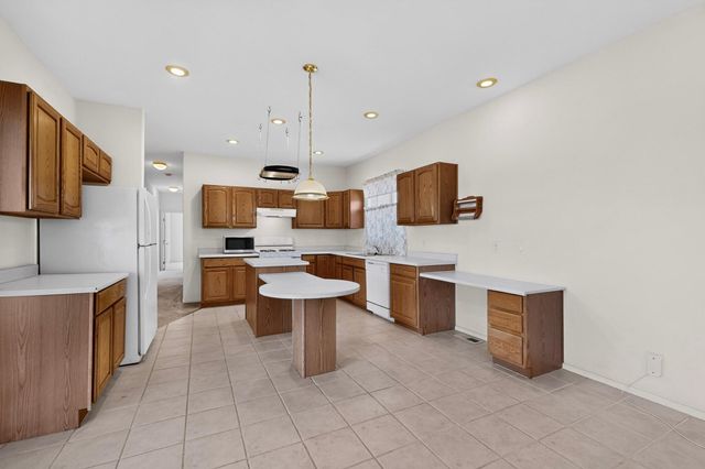 1013 12th Street SE, Rio Rancho, NM 87124