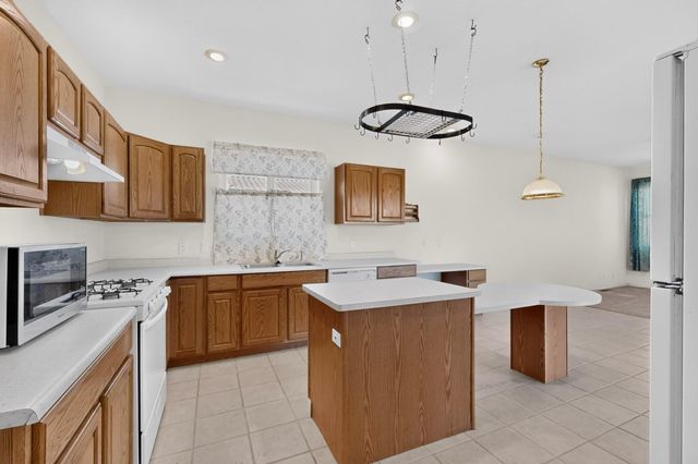 1013 12th Street SE, Rio Rancho, NM 87124