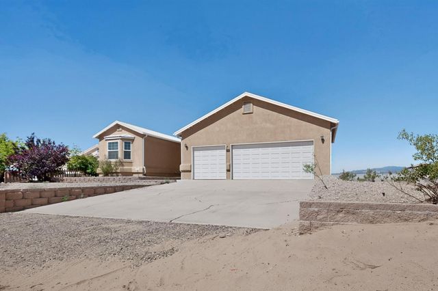 1013 12th Street SE, Rio Rancho, NM 87124