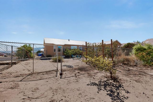 1013 12th Street SE, Rio Rancho, NM 87124
