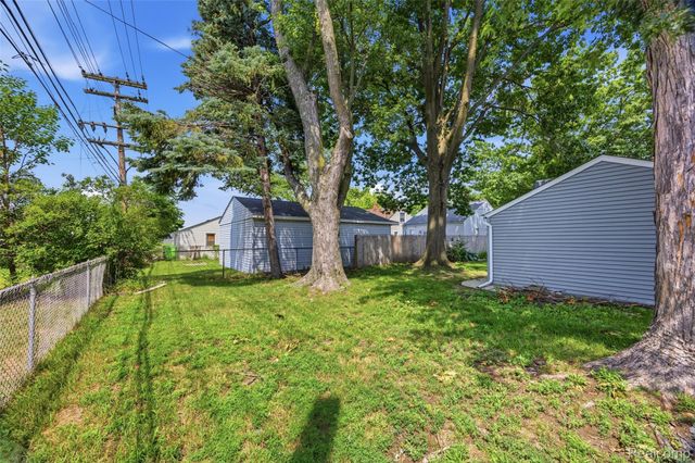 24929 Cooke Street, Dearborn, MI 48124
