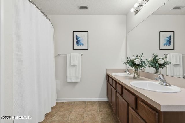 45047 AMHURST OAKS Drive, Callahan, FL 32011