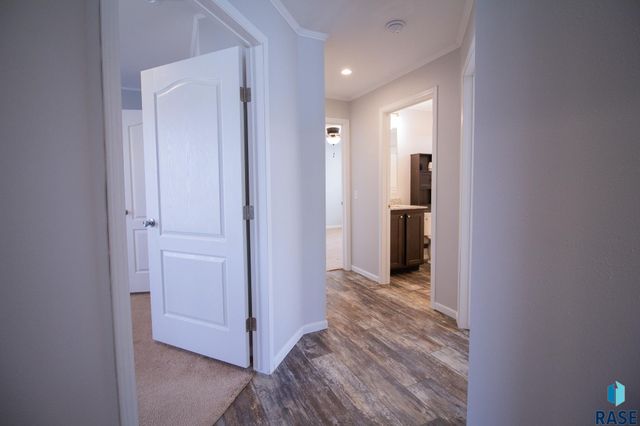 6208 W Misty Glen Pl Place, Sioux Falls, SD 57106