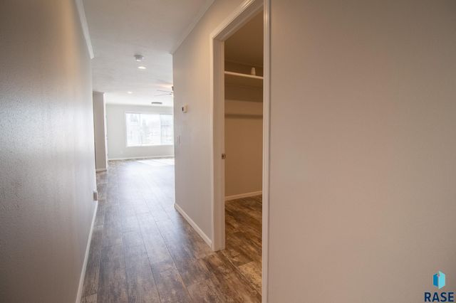 6208 W Misty Glen Pl Place, Sioux Falls, SD 57106