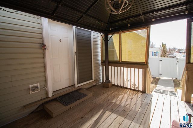 6208 W Misty Glen Pl Place, Sioux Falls, SD 57106