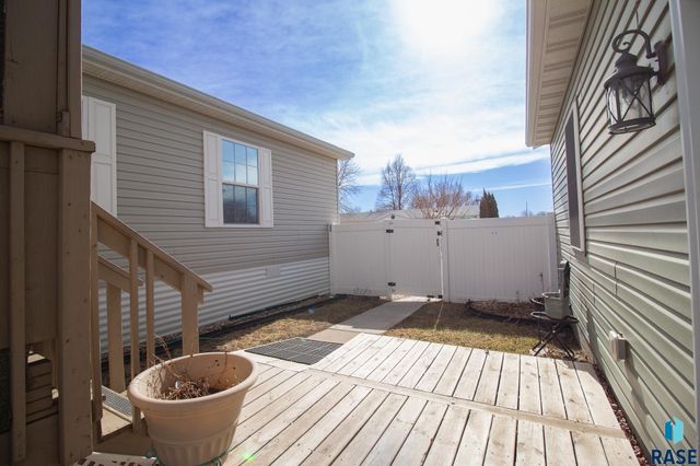 6208 W Misty Glen Pl Place, Sioux Falls, SD 57106