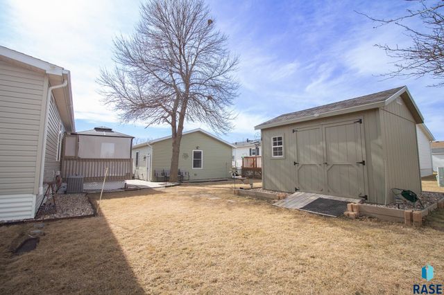 6208 W Misty Glen Pl Place, Sioux Falls, SD 57106