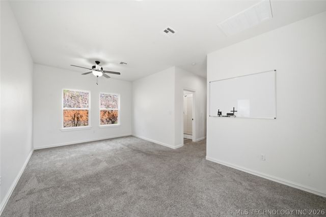 22000 E 660 Road, Tahlequah, OK 74464