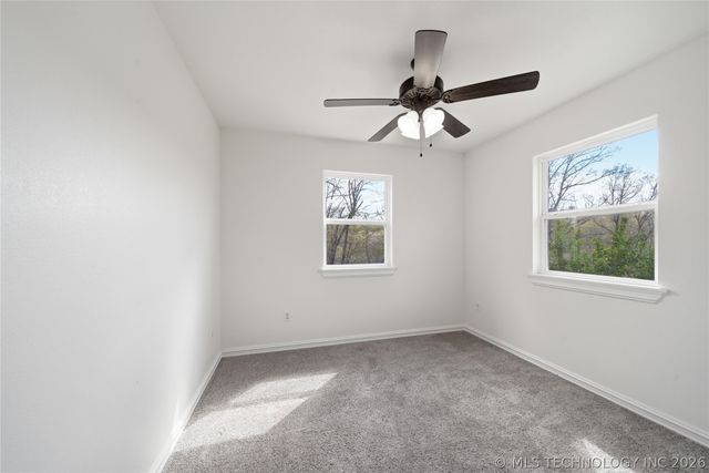 22000 E 660 Road, Tahlequah, OK 74464