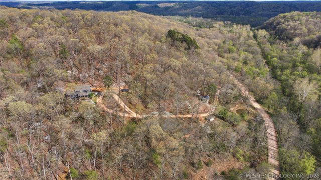 22000 E 660 Road, Tahlequah, OK 74464
