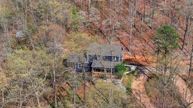 22000 E 660 Road, Tahlequah, OK 74464