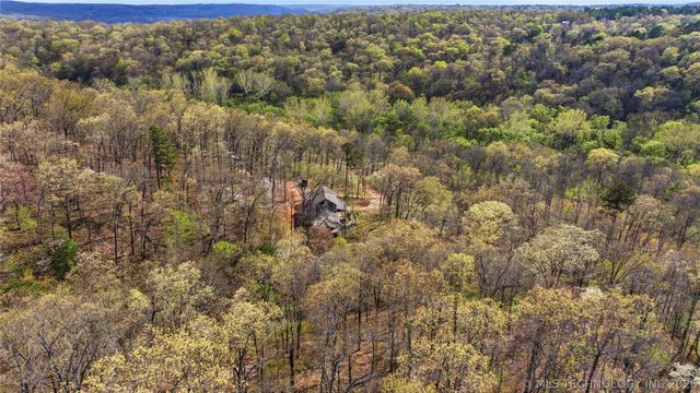 22000 E 660 Road, Tahlequah, OK 74464
