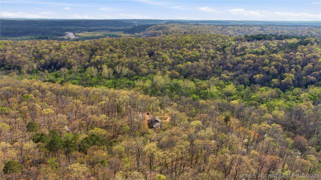 22000 E 660 Road, Tahlequah, OK 74464