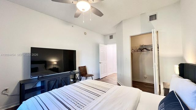 2727 Anzio Ct 106, Palm Beach Gardens, FL 33410