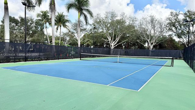 2727 Anzio Ct 106, Palm Beach Gardens, FL 33410