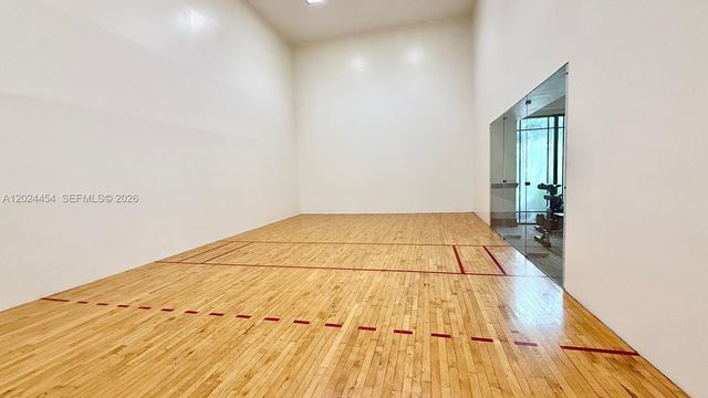 2727 Anzio Ct 106, Palm Beach Gardens, FL 33410