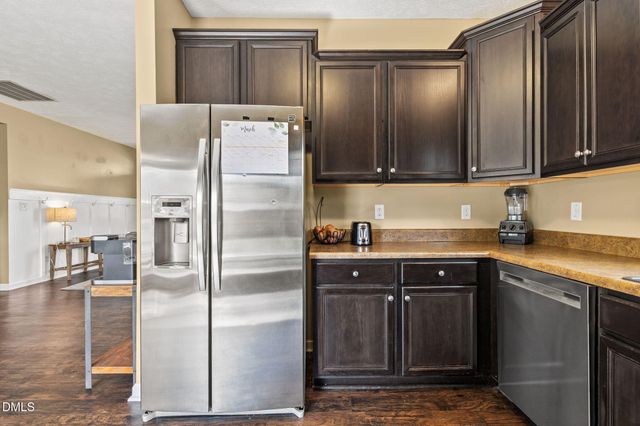 2245 Lakedale Drive, Fayetteville, NC 28306