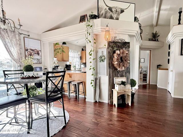 1190 W Palouse DR, Post Falls, ID 83854