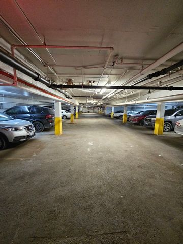 5358 N Cumberland Avenue 413, Chicago, IL 60656