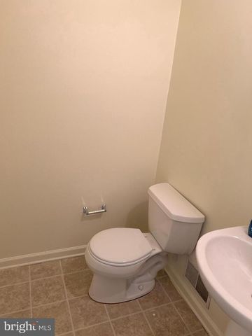 608 W 9TH ST, Wilmington, DE 19801