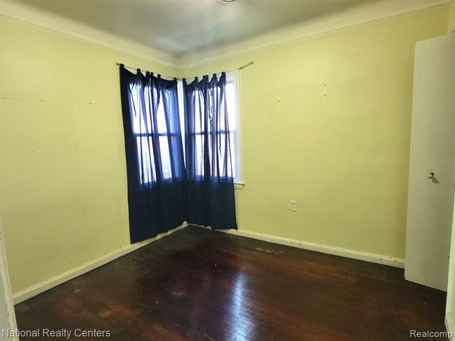 8300 Continental Avenue, Warren, MI 48089