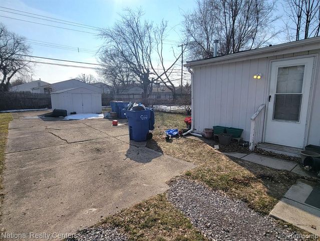 8300 Continental Avenue, Warren, MI 48089