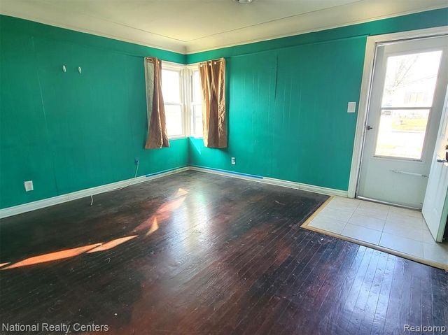 8300 Continental Avenue, Warren, MI 48089