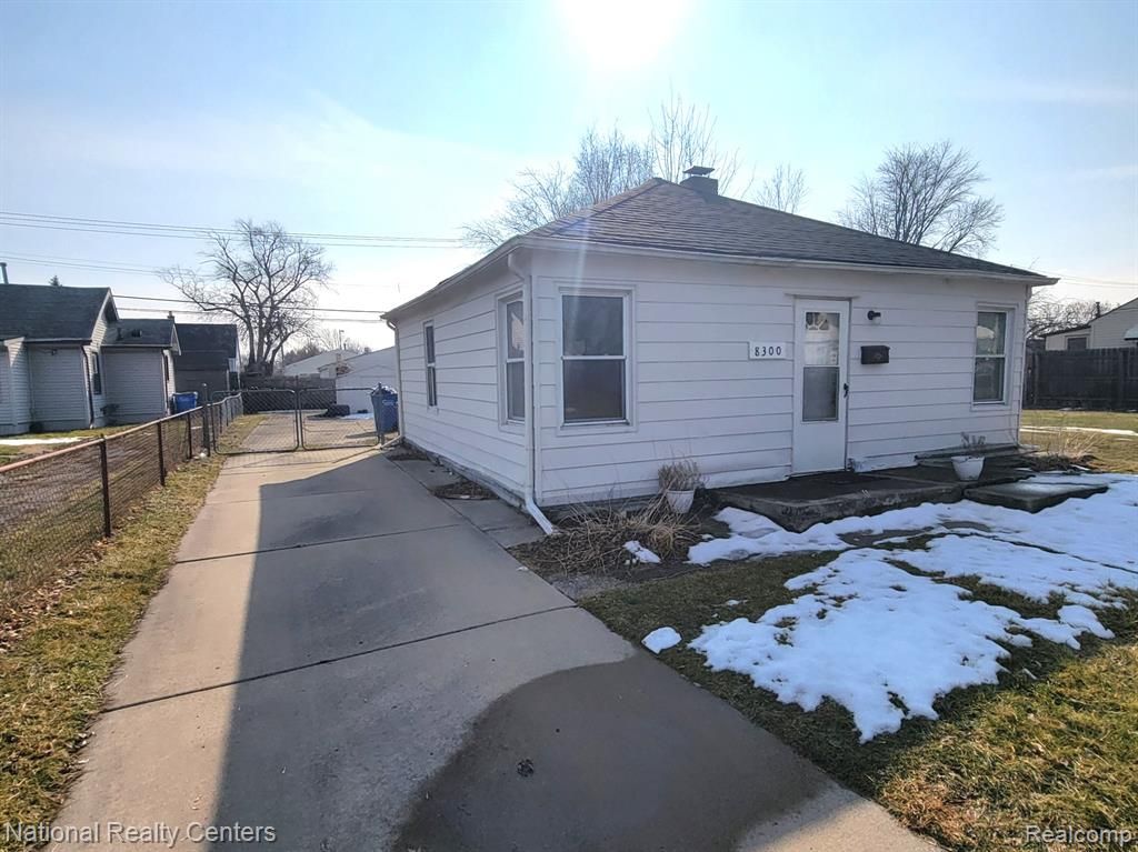 8300 Continental Avenue, Warren, MI 48089