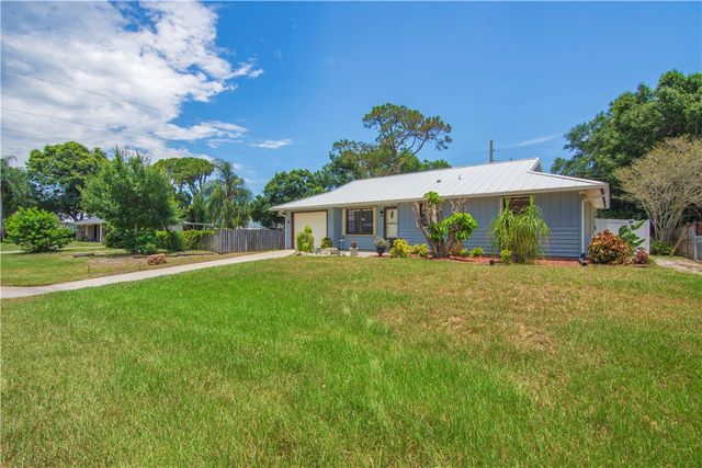 7590 58th Court, Vero Beach, FL 32967