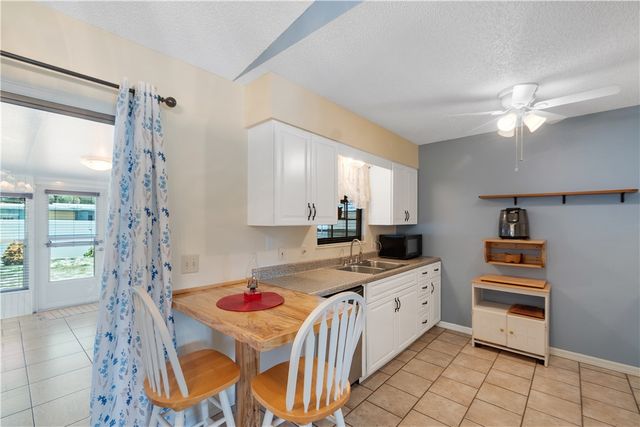 7590 58th Court, Vero Beach, FL 32967