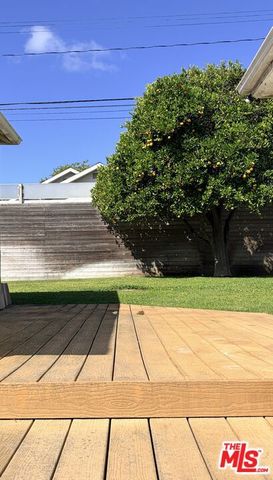 8111 Westlawn Avenue, Los Angeles, CA 90045