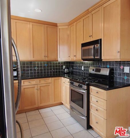 8111 Westlawn Avenue, Los Angeles, CA 90045