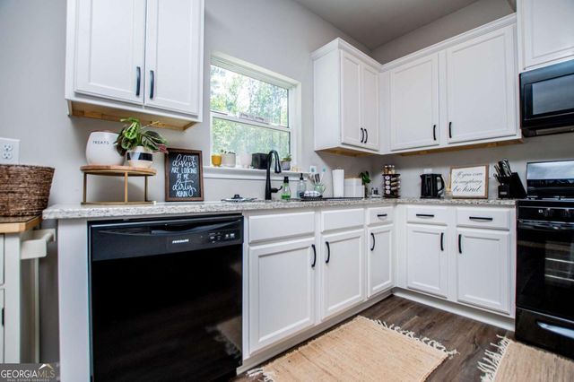 512 Silver Leaf Parkway, Bremen, GA 30110
