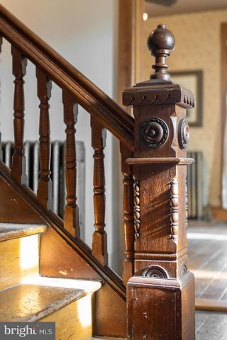 337 S MAIN ST, Pleasant Gap, PA 16823