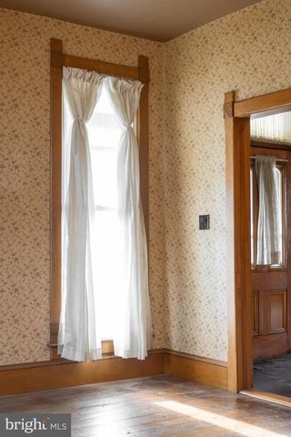 337 S MAIN ST, Pleasant Gap, PA 16823