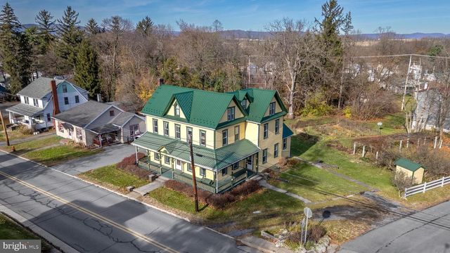 337 S MAIN ST, Pleasant Gap, PA 16823