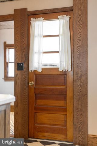 337 S MAIN ST, Pleasant Gap, PA 16823