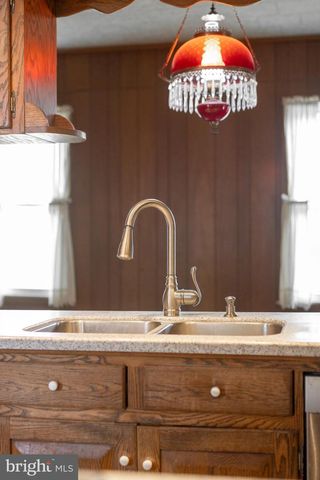 337 S MAIN ST, Pleasant Gap, PA 16823