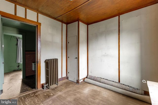 337 S MAIN ST, Pleasant Gap, PA 16823