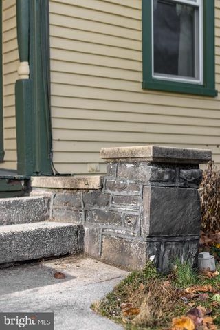 337 S MAIN ST, Pleasant Gap, PA 16823