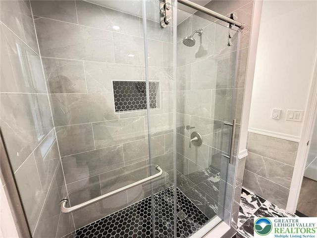 117 Clifton Drive, Lehman Twp, PA 18324