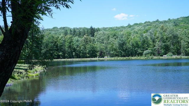 117 Clifton Drive, Lehman Twp, PA 18324
