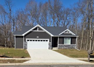 210 Glenwood Circle, Manchester, MI 48158