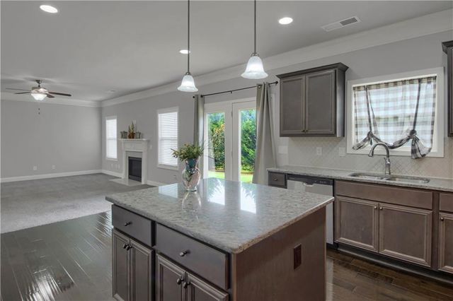 551 Wagon Hill Lane, Sugar Hill, GA 30518