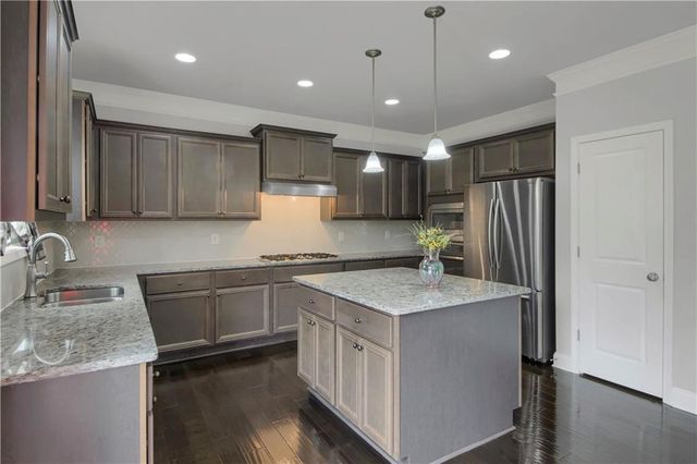 551 Wagon Hill Lane, Sugar Hill, GA 30518