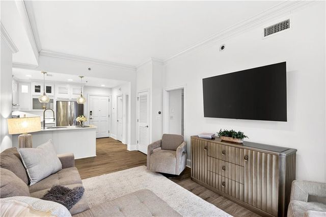 2255 Peachtree NE Road 323, Atlanta, GA 30309