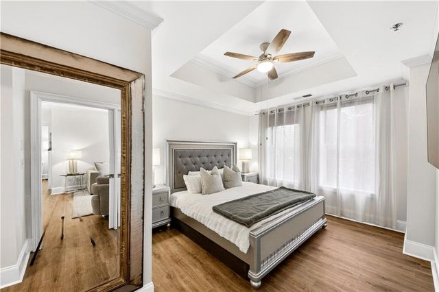 2255 Peachtree NE Road 323, Atlanta, GA 30309