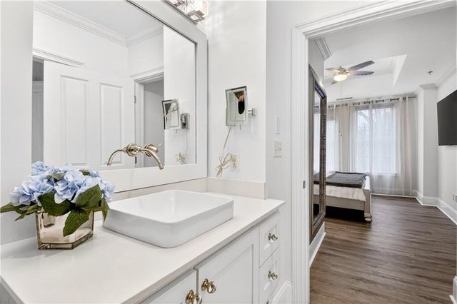 2255 Peachtree NE Road 323, Atlanta, GA 30309